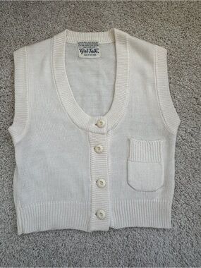 Vintage Women’s Sweater Vest 1950s Cream Knit V-Neck “Girl Talk”